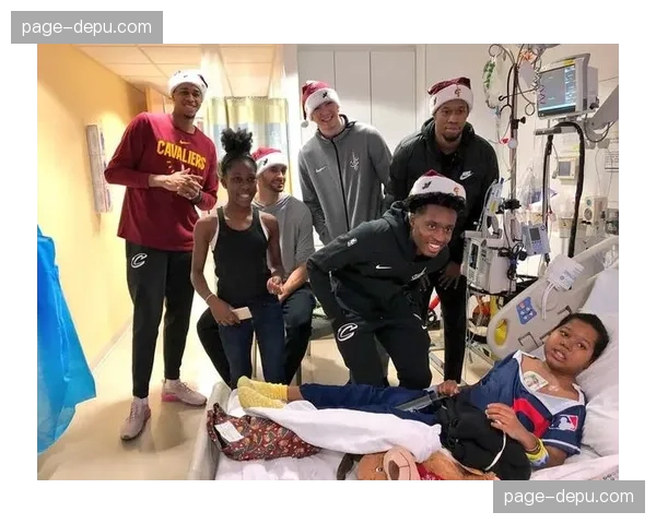 巴黎圣日耳曼基金会举办社区活动，球员前往当地医院探望患病儿童